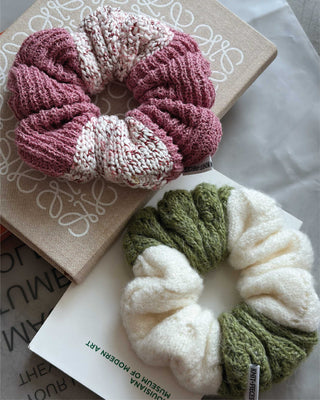 KNIT.PIECES Hair Scrunchies (random color)