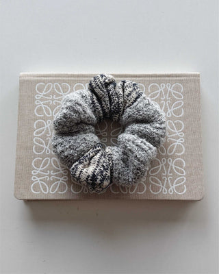 KNIT.PIECES Hair Scrunchies (random color)