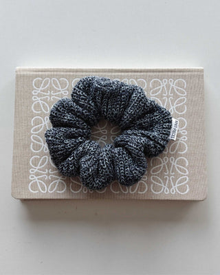 KNIT.PIECES Hair Scrunchies (random color)