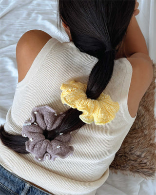 KNIT.PIECES Hair Scrunchies (random color)